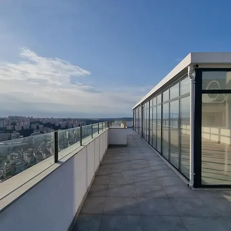 With Great City View 2